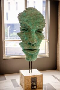 FAITH Mask FreeStanding AntonSmit MenlynMaine (7)