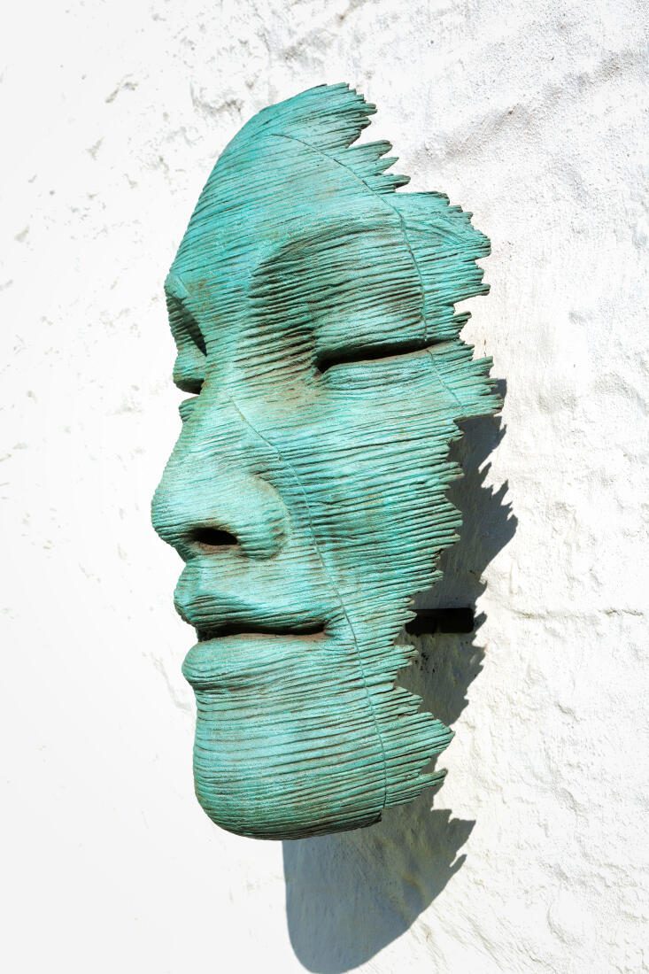 faith mask closed eyes wall mounted Anton Smit (2)