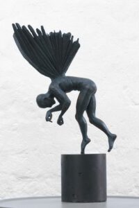 Crouyching Angel Medium