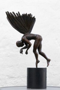 Crouyching Angel Medium 3
