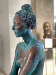 In Moment III Bronze 8