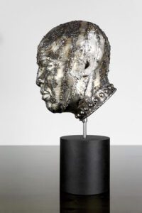 NUBIAN HEAD METAL PLATED 1