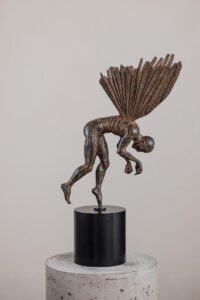 crouchingangel miniature antonsmit (2) optimized